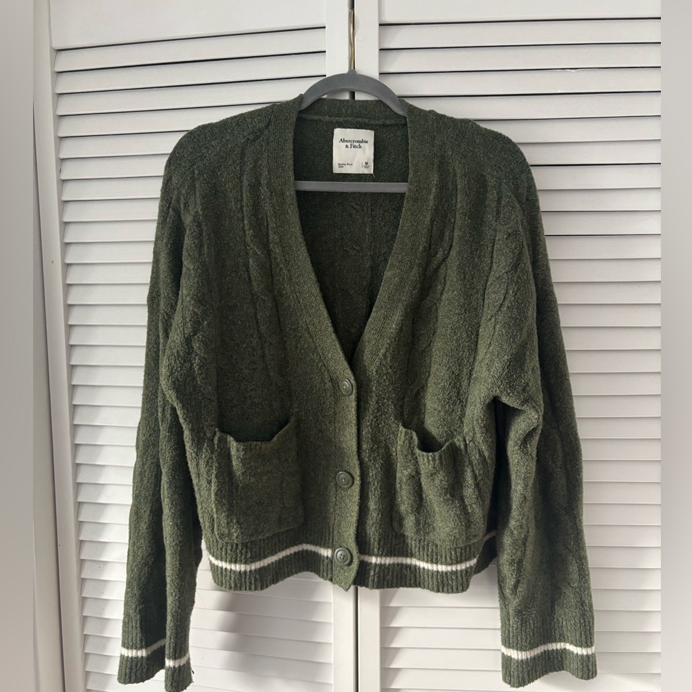 Abercrombie & Fitch V Neck Cardigan